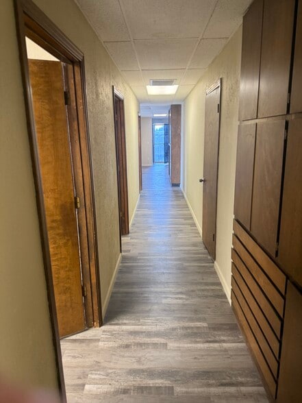 More Photos Of 2702-2714 Country Club Blvd, Stockton Unknown For Lease