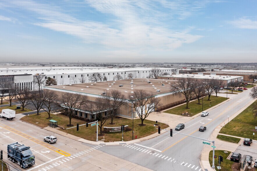 More Photos Of 2301 Lively Blvd, Elk Grove Village Warehouse For Lease