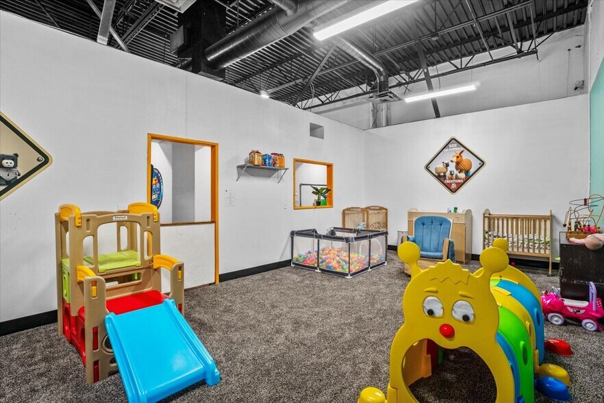 More Photos Of 555 E Entertainment Ave, Safford Theater Concert Hall For Sale