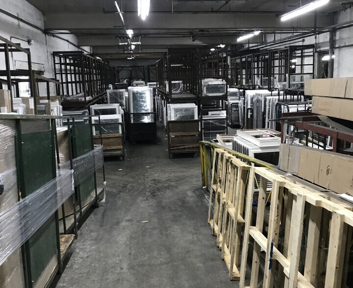 More Photos Of 100 W 7th St, Bayonne Manufacturing For Sale