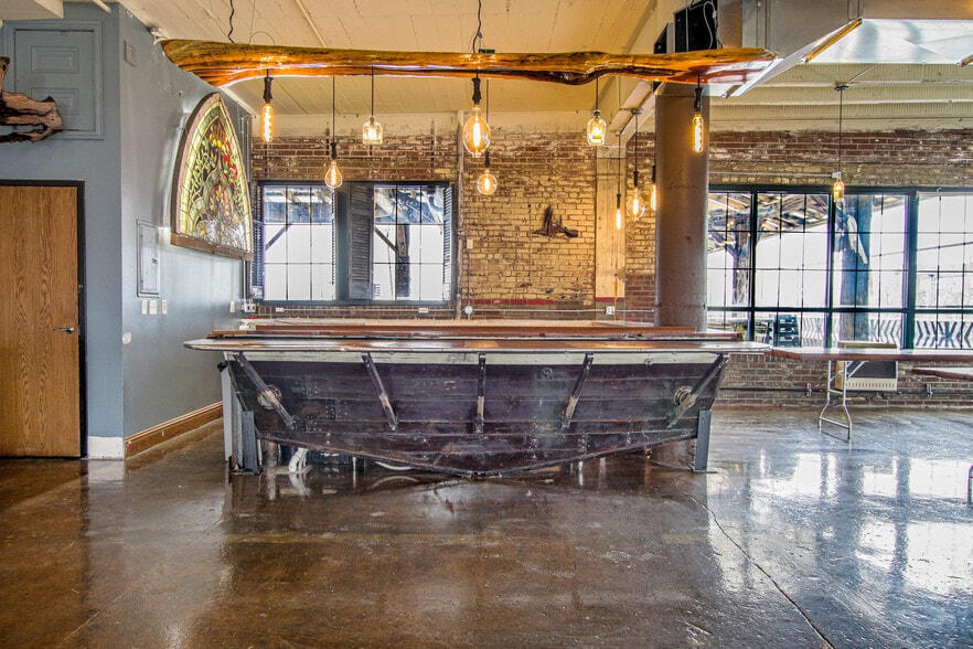 More Photos Of 2400 S Jefferson Ave, Saint Louis Office For Lease