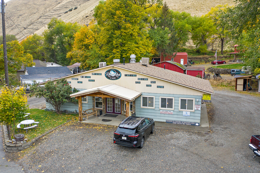 Primary Photo Of 1149 S Main St, Riggins Restaurant For Sale