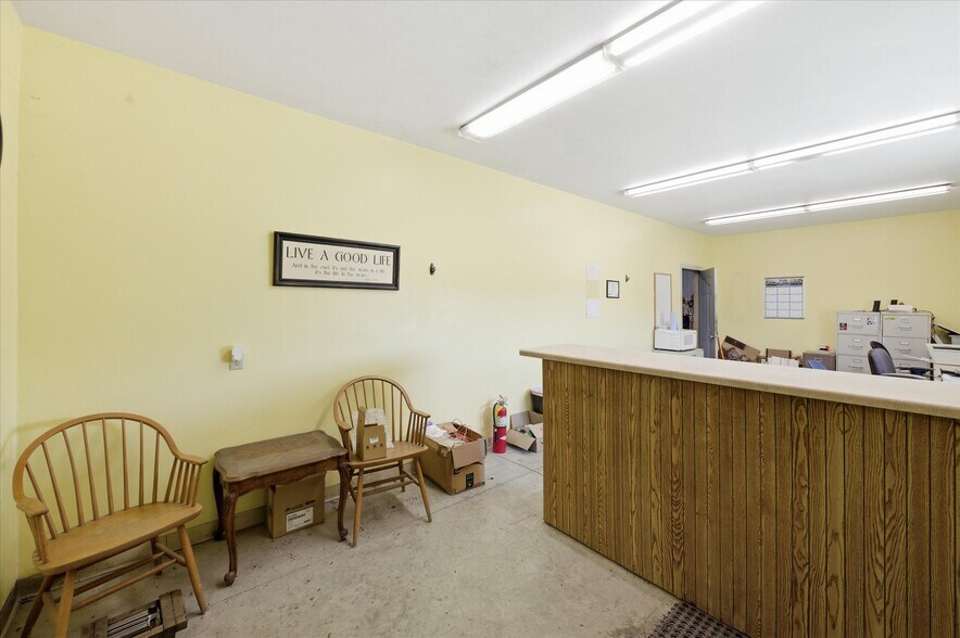 More Photos Of 24104 755th Ave, Albert Lea Warehouse For Sale