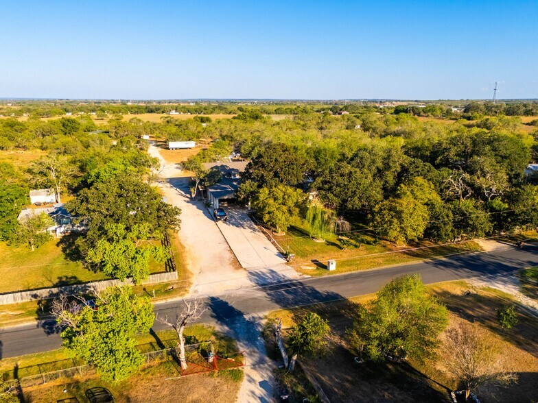 More Photos Of 4514 Billy Sames, Adkins Land For Sale