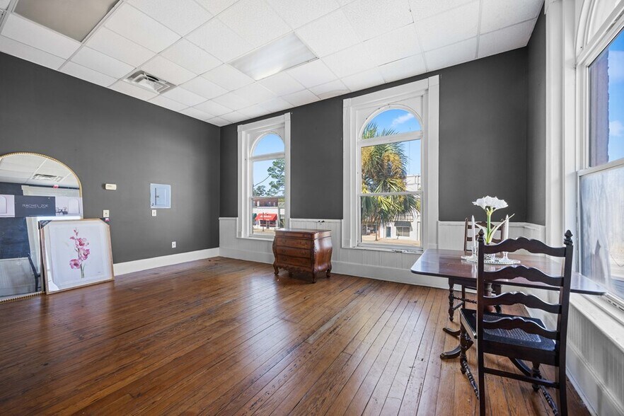 More Photos Of 219 E Screven St, Quitman Storefront Retail Office For Sale