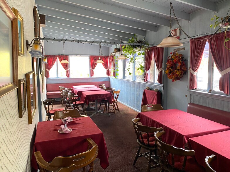 More Photos Of 4631 Carpinteria Ave, Carpinteria Restaurant For Sale