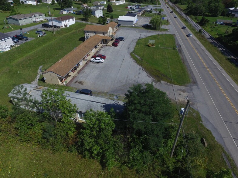 More Photos Of 15033-15045 Dunnings Hwy, East Freedom Apartments For Sale