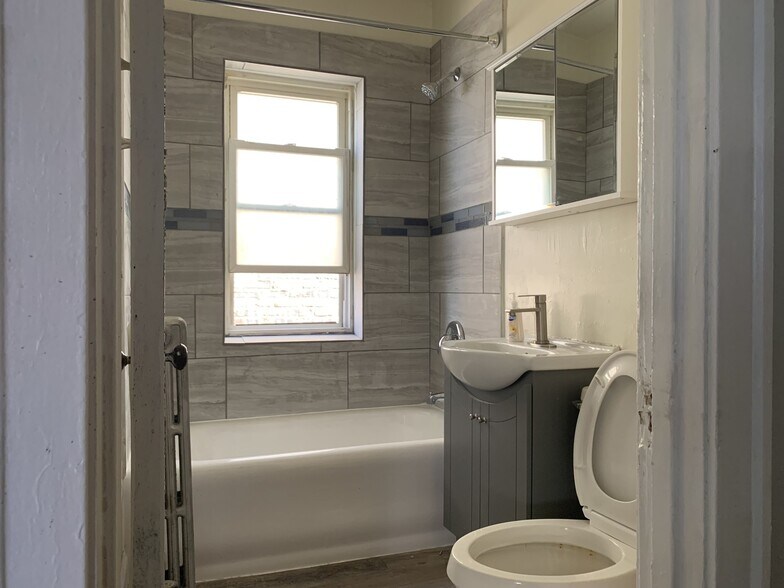 More Photos Of 1124 N Lawler Ave, Chicago Apartments For Sale