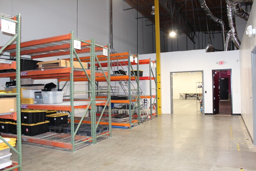 More Photos Of 7133 Telegraph Rd, Montebello Warehouse For Lease