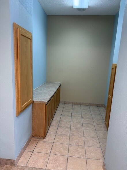 More Photos Of 201 W 4th St, Monticello Freestanding For Lease