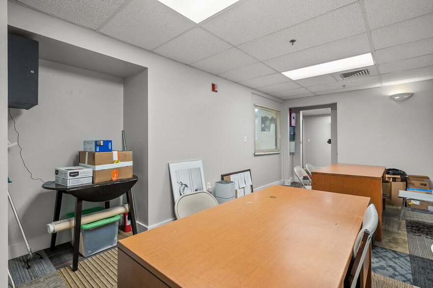 More Photos Of 8612 Halls Ferry Rd, Saint Louis Apartments For Sale