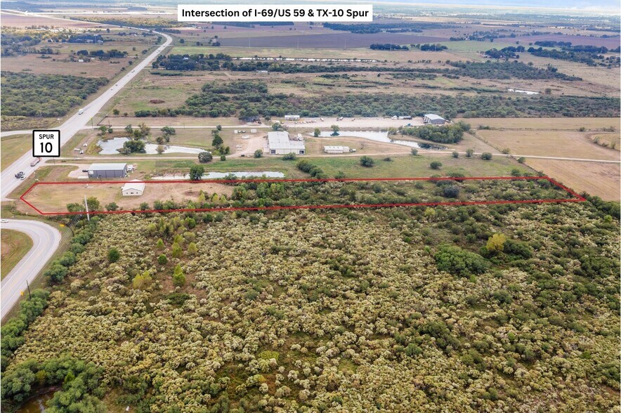 More Photos Of 1585 Patton Rd, Rosenberg Service For Sale
