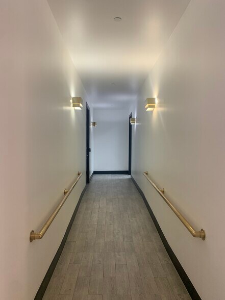 More Photos Of 114-122 N Artsakh St, Glendale Office For Lease