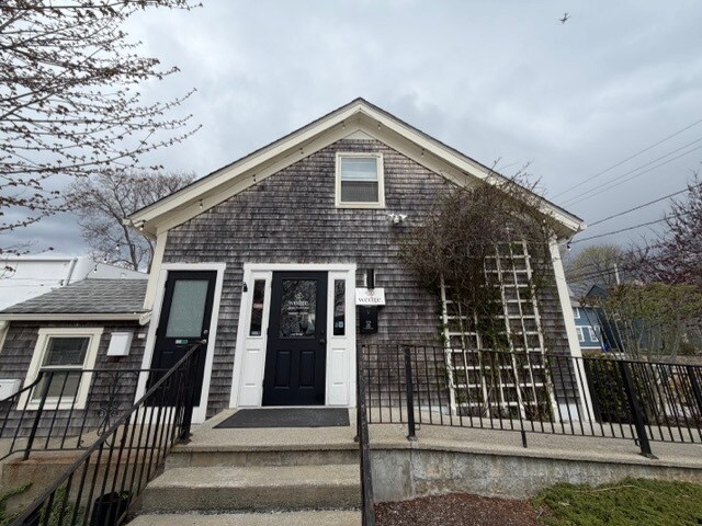 More Photos Of 279 Water St, Warren Storefront Retail Office For Lease