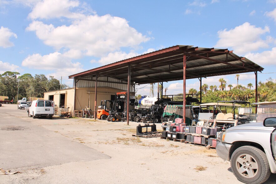 More Photos Of 950 N State Road 29, LaBelle Service Station For Sale
