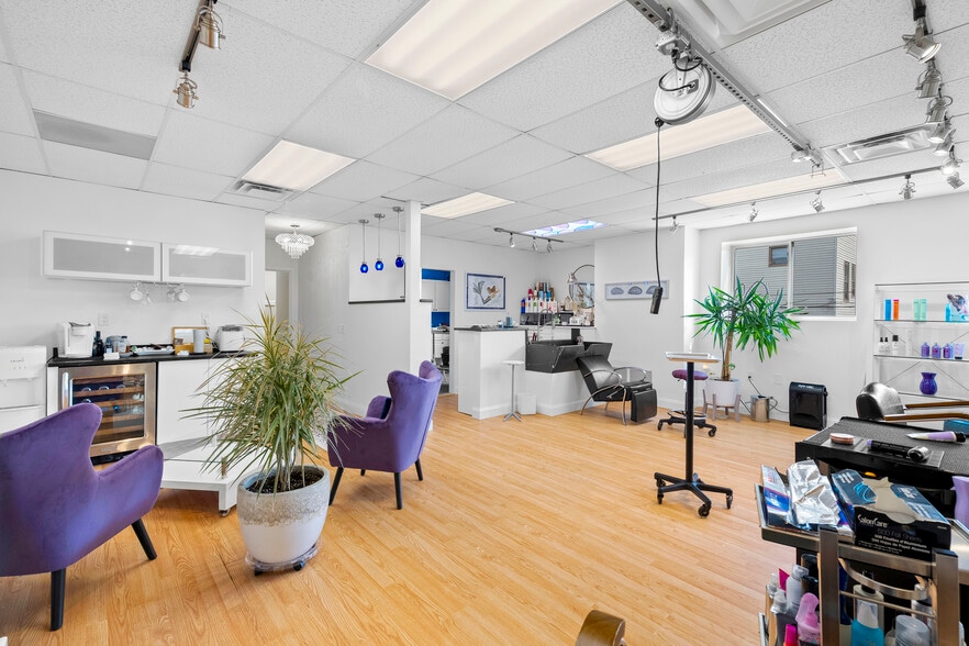 More Photos Of 984 Charles St, North Providence Office For Sale