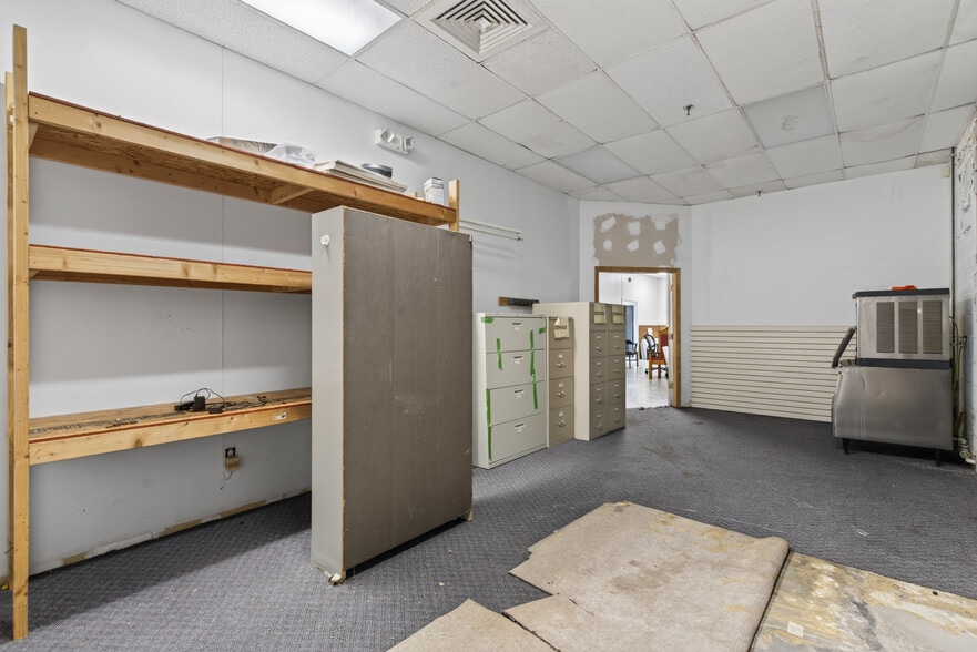 More Photos Of 439-489 N Cannon Blvd, Kannapolis Unknown For Lease