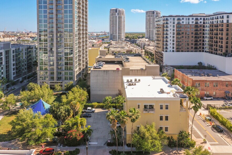 More Photos Of 119 N 11th St, Tampa Office For Sale