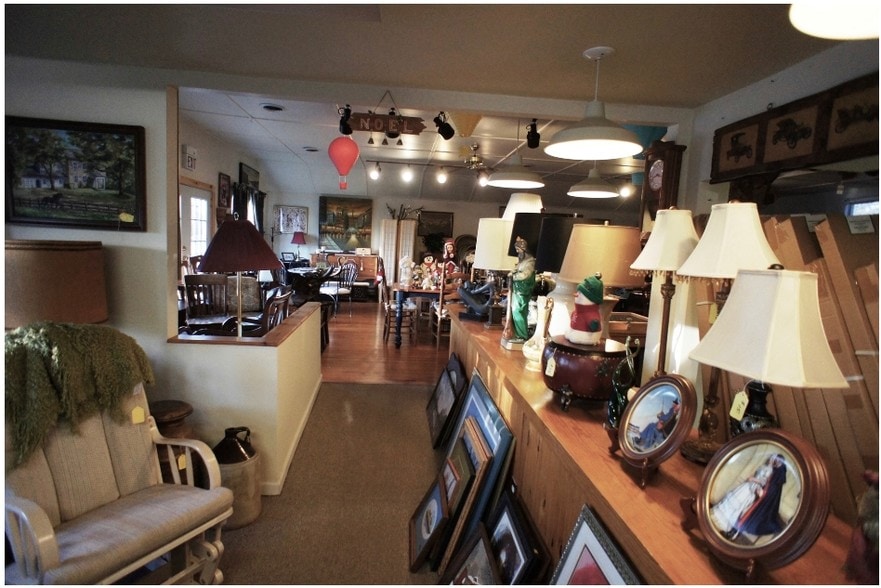 More Photos Of 1274 State Route 31, Lebanon Storefront Retail Residential For Sale