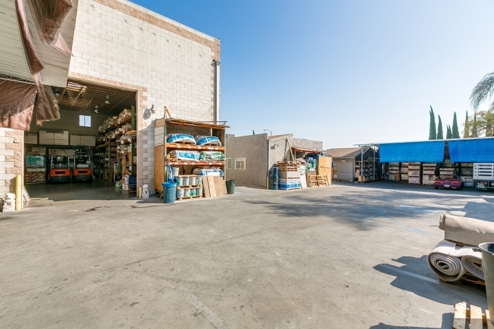 More Photos Of 3285 San Gabriel Blvd, Rosemead Unknown For Lease