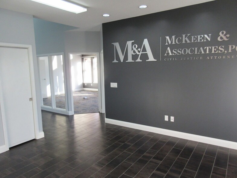 More Photos Of 1803 Whites Rd, Kalamazoo Office For Lease