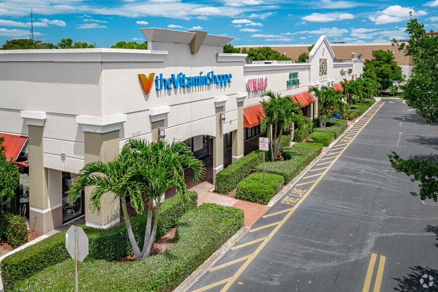 Primary Photo Of 5463 Lyons Rd, Coconut Creek Storefront For Lease