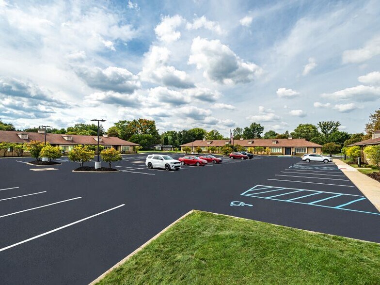 More Photos Of 36325-36355 Harper Ave, Clinton Township Unknown For Lease