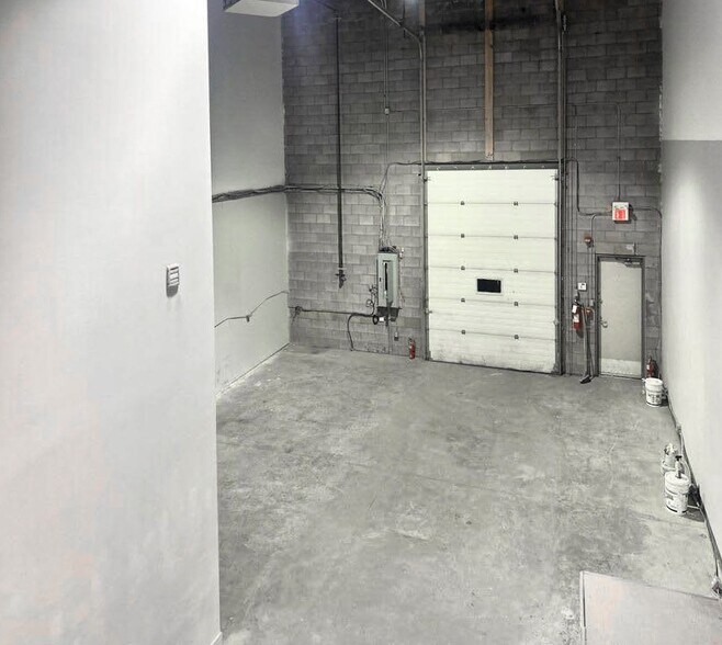 More Photos Of 3750 46th Ave SE, Calgary Warehouse For Sale