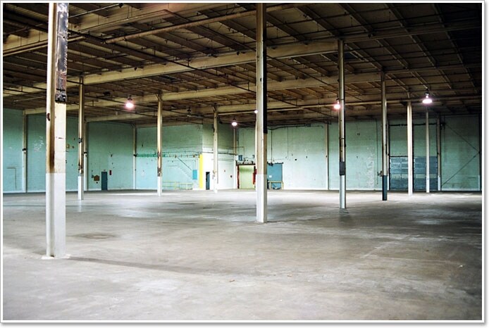More Photos Of 905 Herring Ave, Wilson Manufacturing For Lease