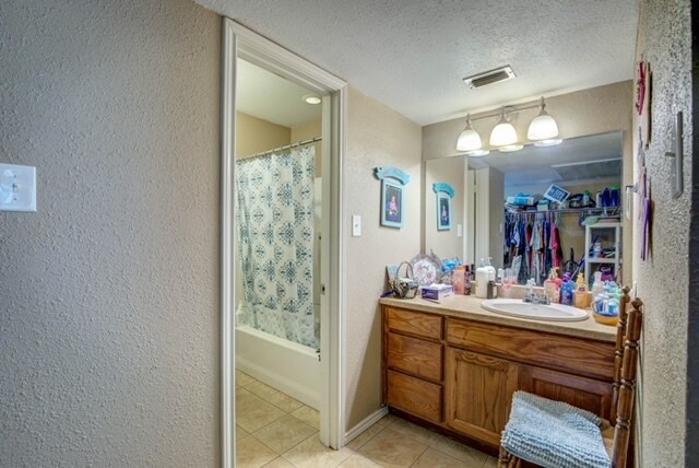 More Photos Of 214 Locust St, Sulphur Springs Apartments For Sale