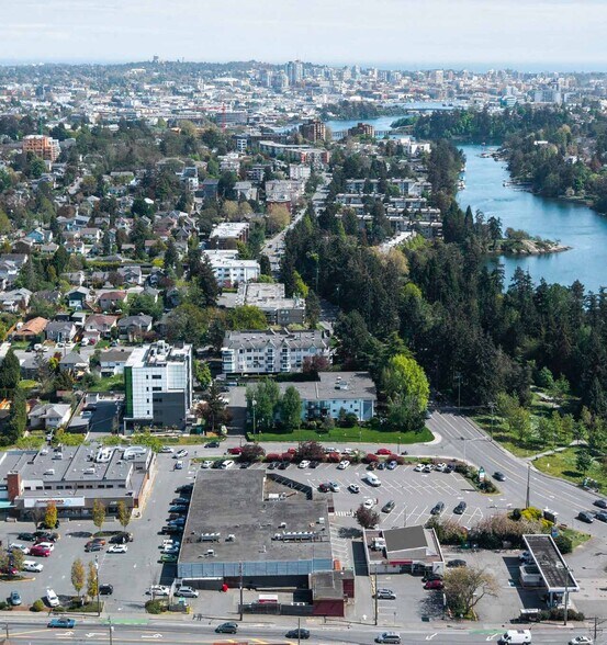 More Photos Of 250 Gorge Rd W, Saanich Apartments For Sale