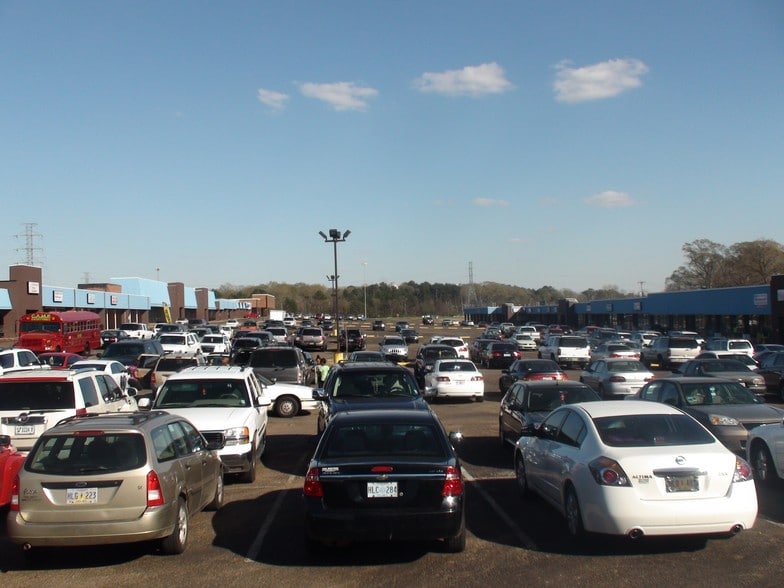 2505 Frontage Rd  