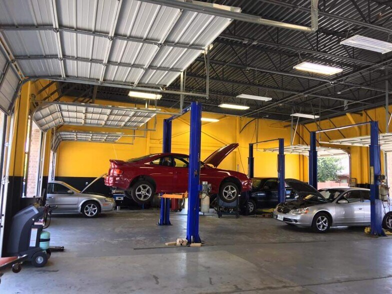 More Photos Of 880 W Eldorado Pkwy, Little Elm Auto Repair For Sale