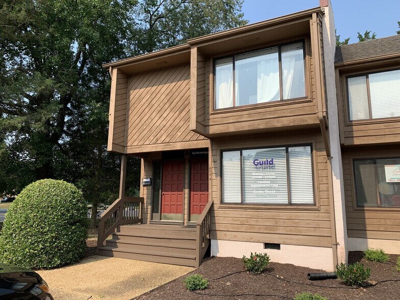 More Photos Of 400 Southlake Blvd, Richmond Office For Lease