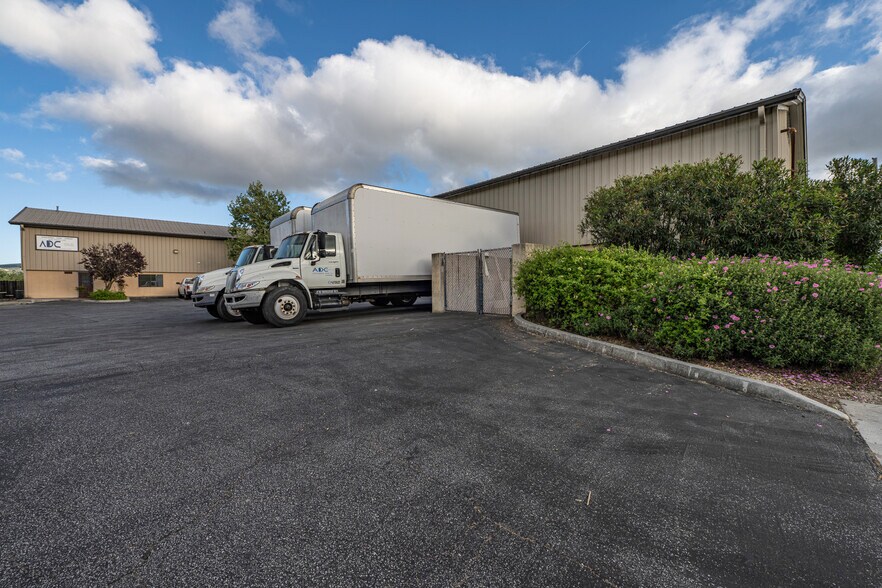 Primary Photo Of 5145 Traffic Way, Atascadero Warehouse For Sale