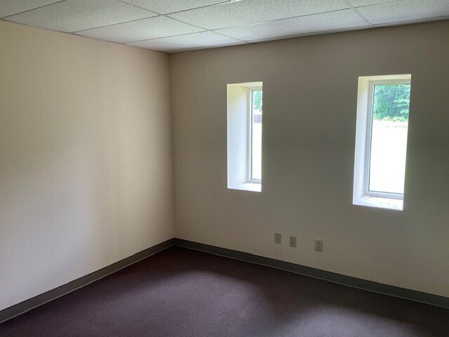 More Photos Of 1913 Alleghany St, High Point Warehouse For Lease