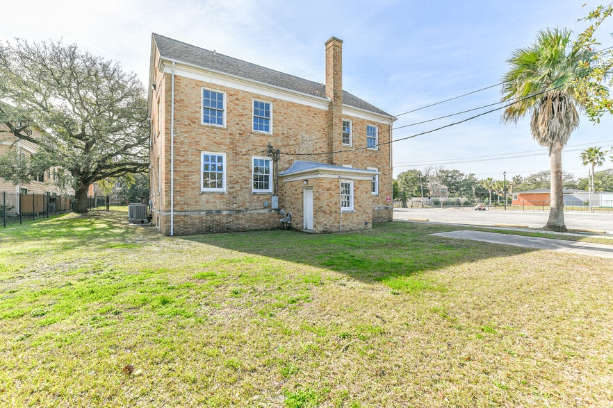 More Photos Of 1424 45th st, Galveston Land For Sale