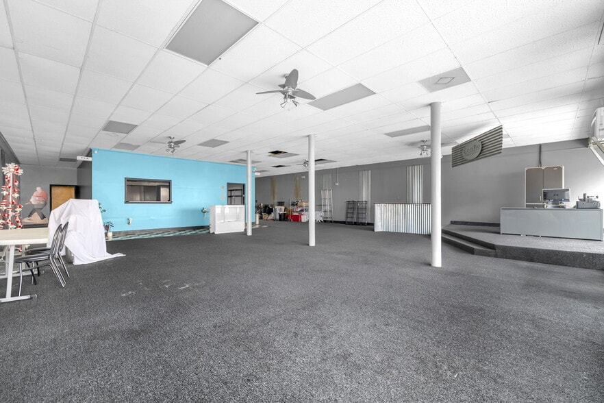 More Photos Of 128 S Scales St, Reidsville Storefront Retail Office For Sale