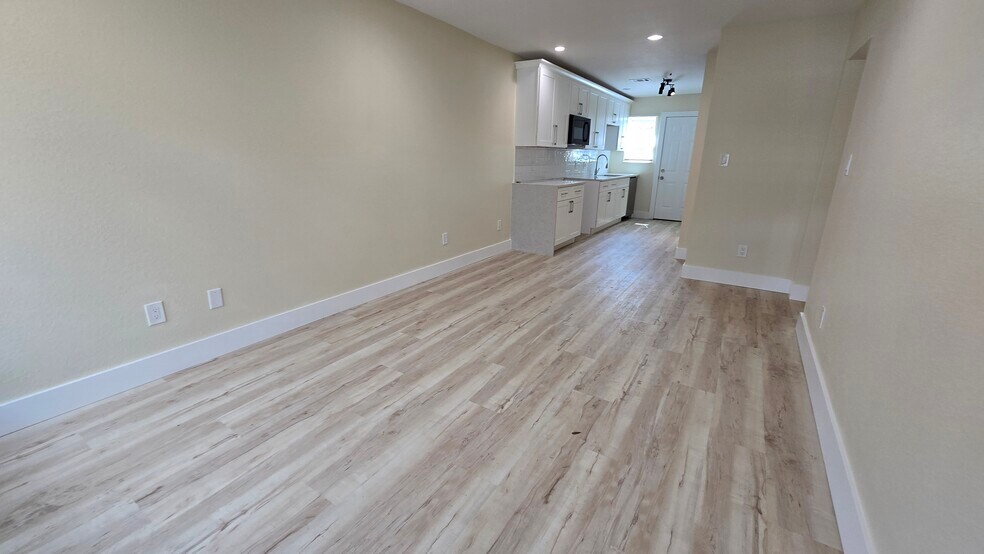 More Photos Of , Houston Multifamily For Sale