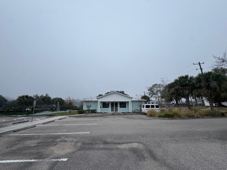 More Photos Of 1020 W Highway 50, Clermont Medical For Sale
