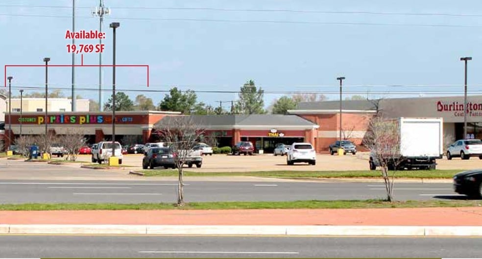 Primary Photo Of 103 W Loop 281, Longview Unknown For Lease