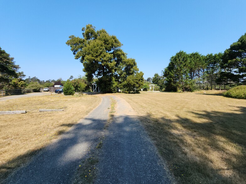 More Photos Of 23800 N Highway 1, Fort Bragg Apartments For Sale