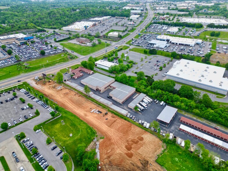 More Photos Of 2360 Gallatin Pike N, Madison Unknown For Lease