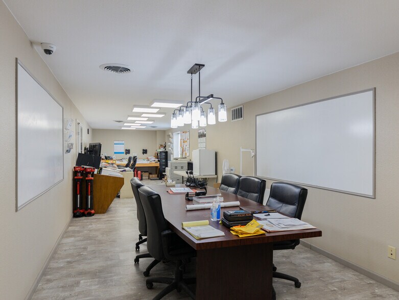 More Photos Of 1115 N Erie Ave, Pueblo Warehouse For Sale