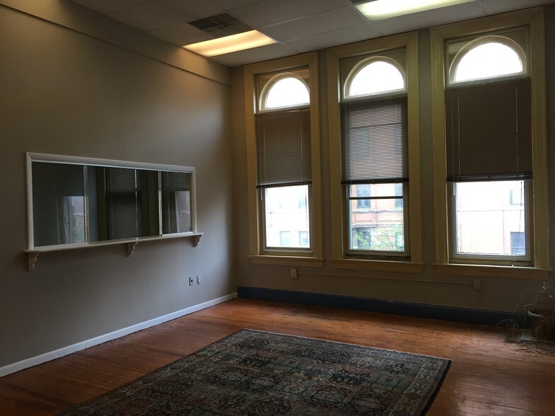 More Photos Of 501 Penn St, Reading Office For Sale
