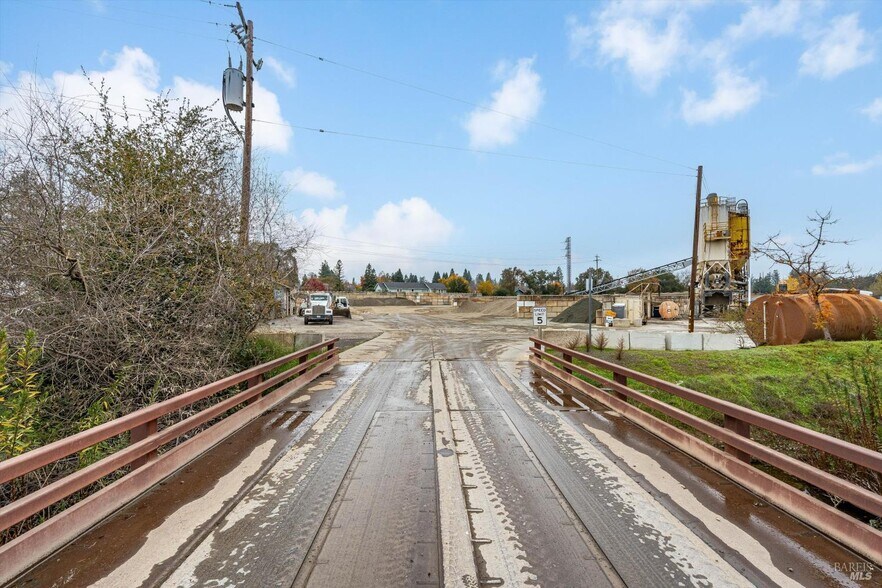 More Photos Of 800 Crane Ave, Saint Helena Land For Sale