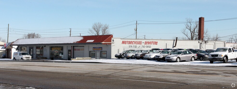 More Photos Of , Indianapolis General Retail For Sale