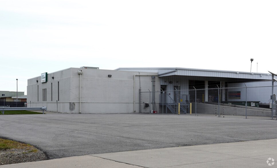 More Photos Of 5902 Stickney Ave, Toledo Truck Terminal For Sale