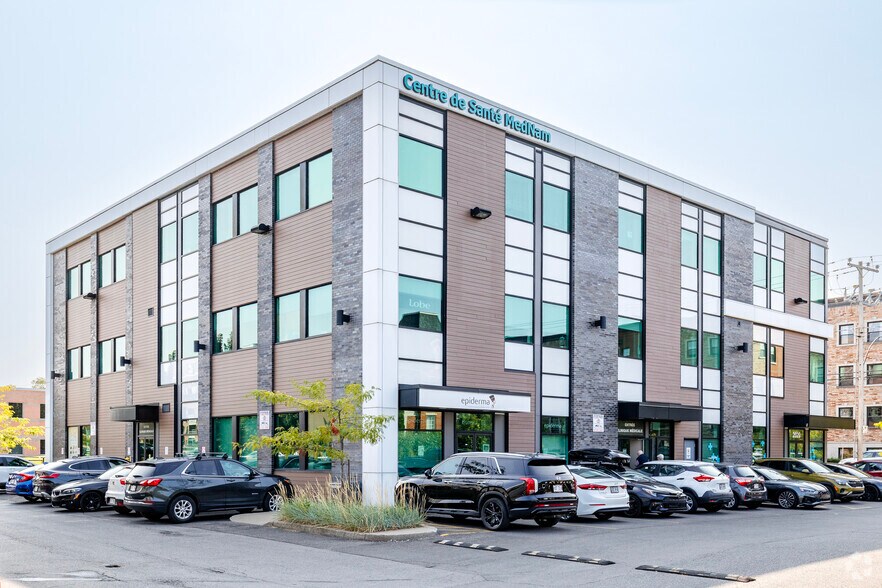 More Photos Of 2000-2020 Rue Notre-Dame, Montréal Medical For Lease