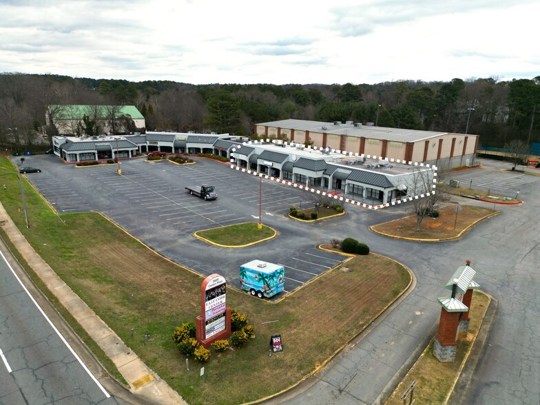 More Photos Of 3920 Canton Rd, Marietta Storefront For Lease